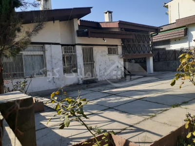 یکی از ویلاهای کلنگی دهنو نوشهر که دهه ۶۰ زیر آب بود - 1399/07/27